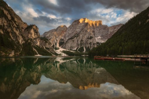 Panorama del lago di Braies
